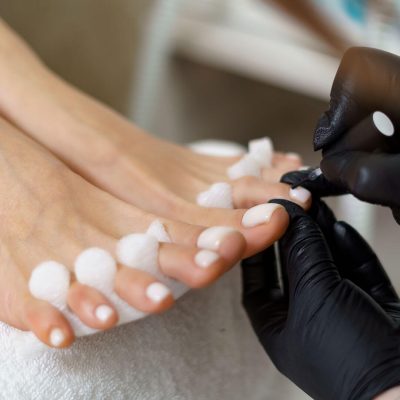 Pedicure hybrydowy